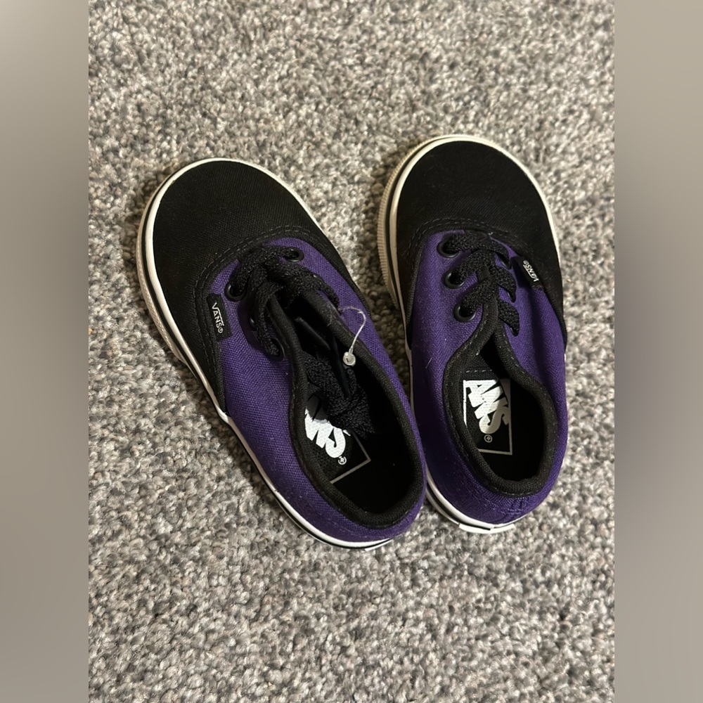 Toddler Vans Shoes Purple and Black Lace Up Size 6c